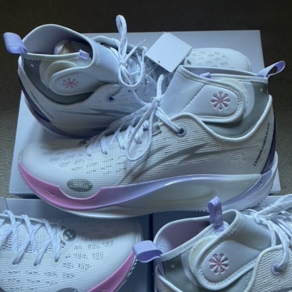 Wade 808 2 Ultra V2 “Family Love” Size 11 Mens BNIB ( 3 Pairs ) - Picture 4 of 4